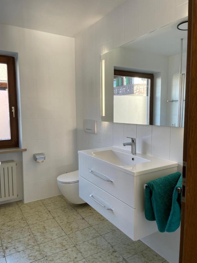 Grosszuegiges Domizil, 90Qm, Mit Terrasse, Garten, Infrarotkabine Und Garage Marquartstein Zewnętrze zdjęcie